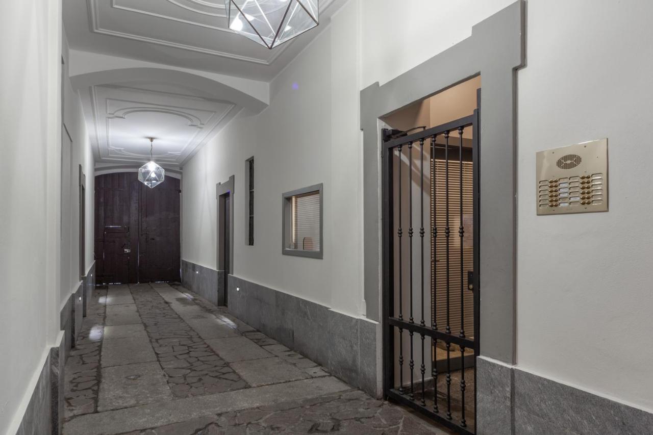 Charme Milan-300M Dal Duomo Leilighet Eksteriør bilde