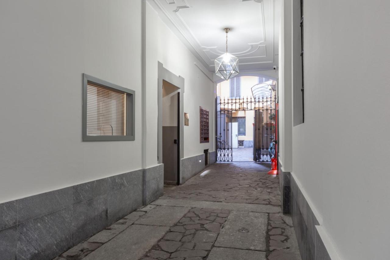 Charme Milan-300M Dal Duomo Leilighet Eksteriør bilde
