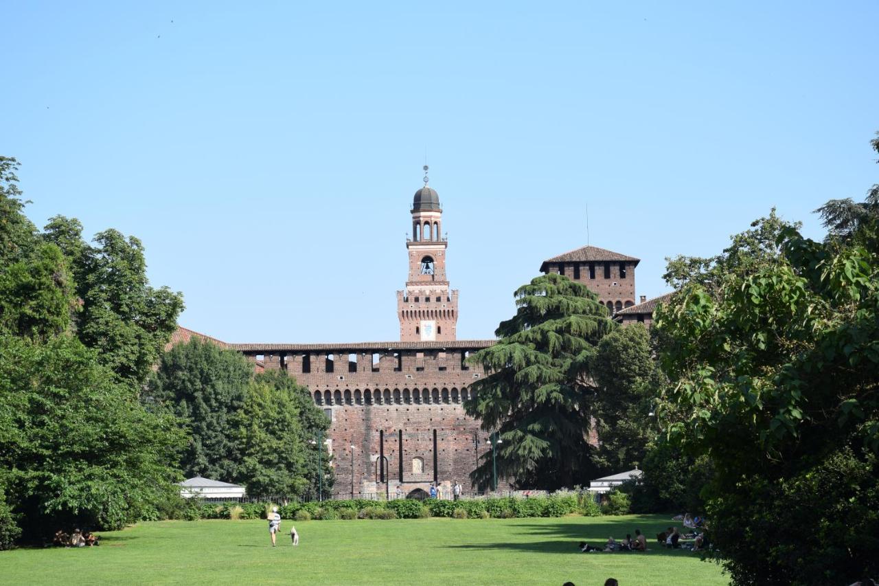Charme Milan-300M Dal Duomo Leilighet Eksteriør bilde